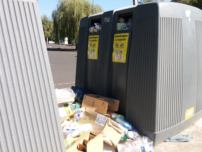 Conteneur pour le recyclage des dechets a Bort les Orgues Conteneur pour le recyclage des dechets a Bort les Orgues